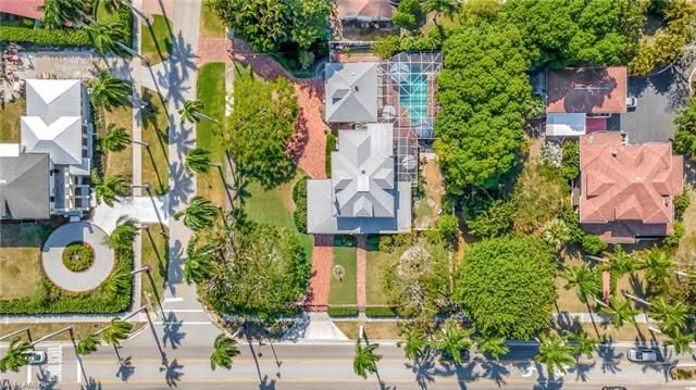 3232 Mcgregor Blvd