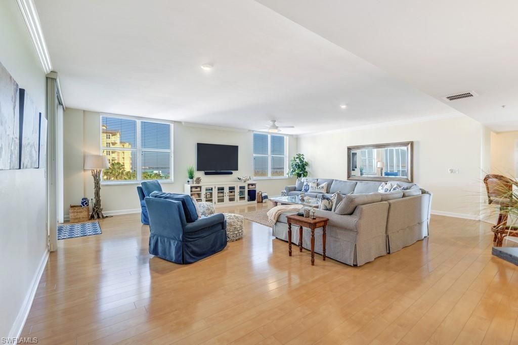 14250 Royal Harbour Ct 713