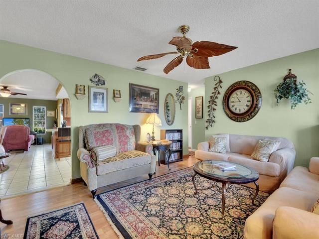 1715 NE 16th Ter