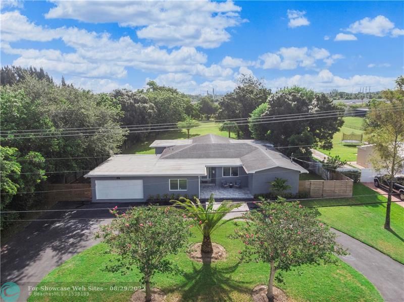 224 E Acre Dr