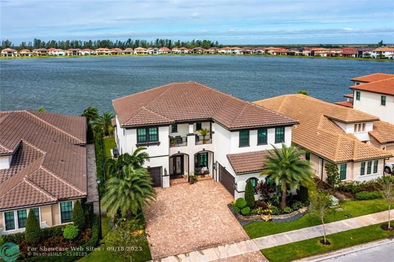 9145 Parkland Bay Dr