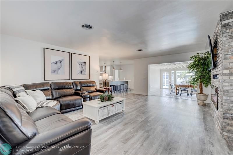430 SE 5th Ter