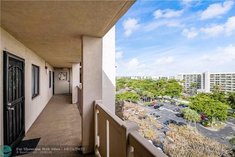 2200 S Cypress Bend Dr
