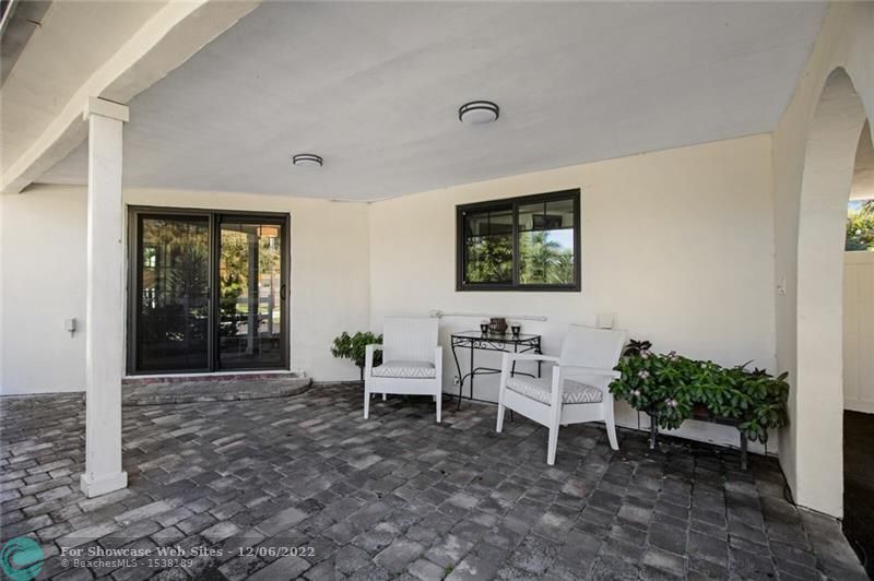 500 NW 24th St