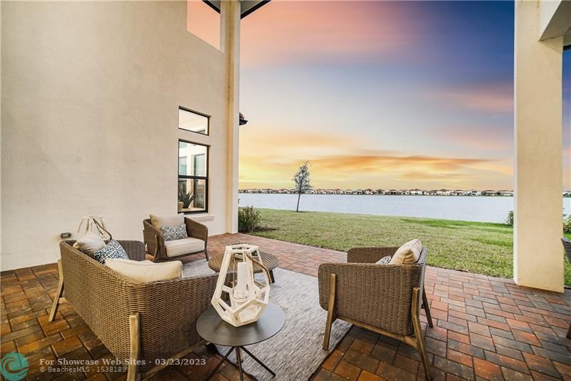 8990 W Parkland Bay Trl