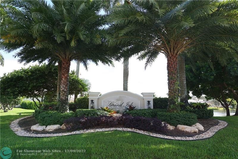 12046 NW 49th Dr