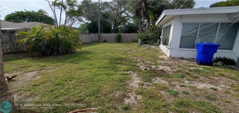 254 Capri Ave