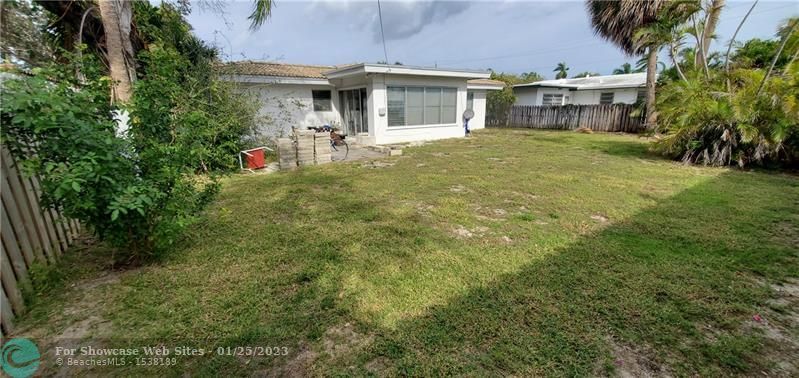 254 Capri Ave
