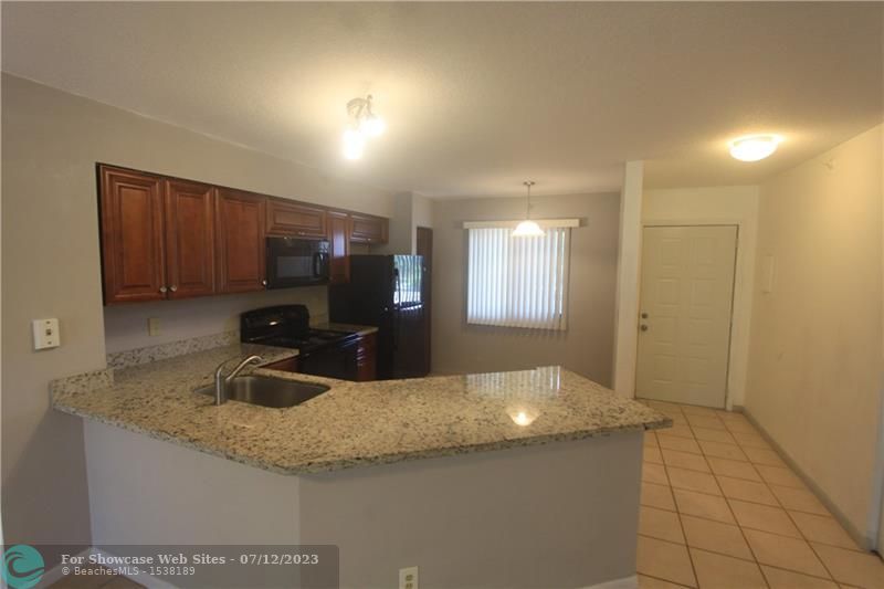 2112 S Cypress Bend Dr