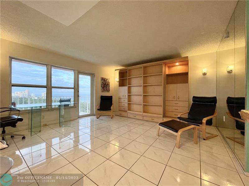 3000 E Sunrise Blvd