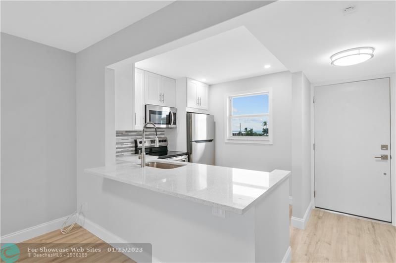 1391 S Ocean Blvd