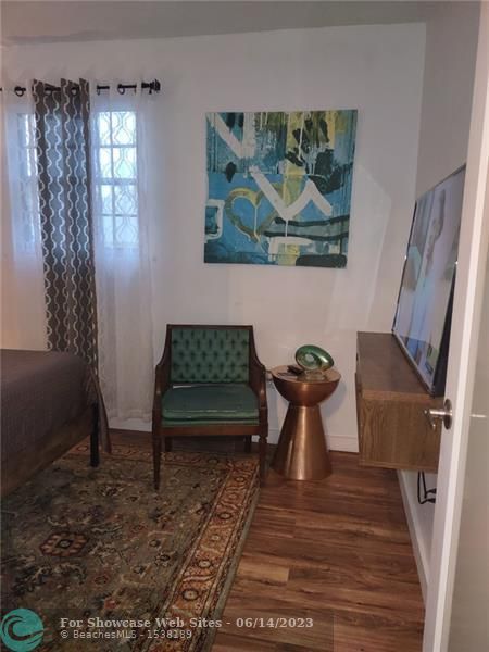 545 SW 4th St