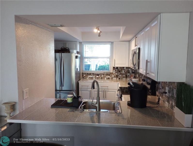 111 Royal Park Dr