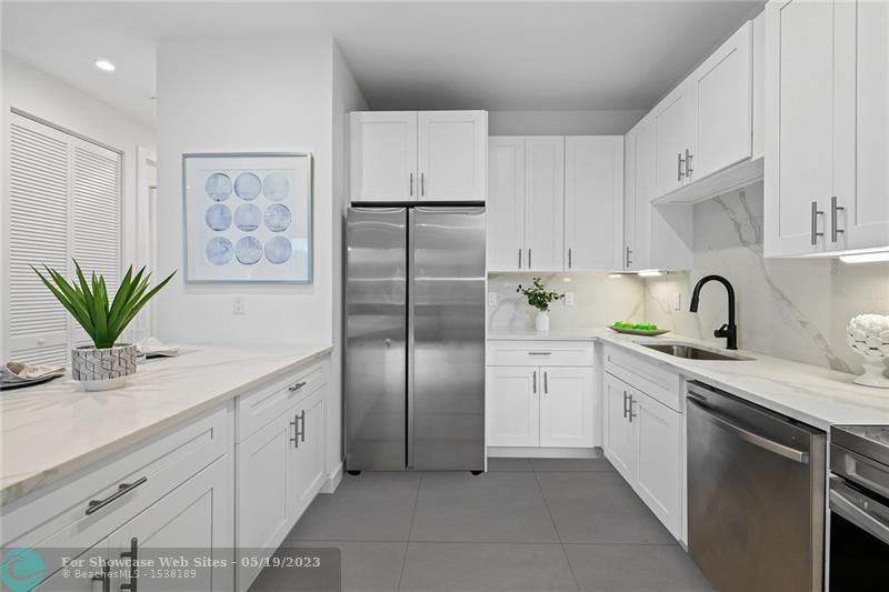 1016 NE 7th Avenue 101, Fort Lauderdale, FL, 33304/$3,500 2 1016 NE 7th Avenue