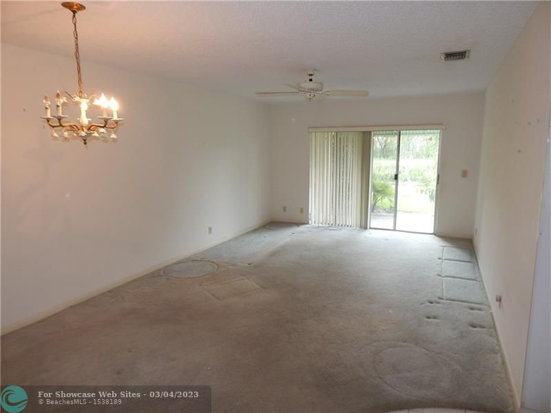 8742 Belle Aire Dr