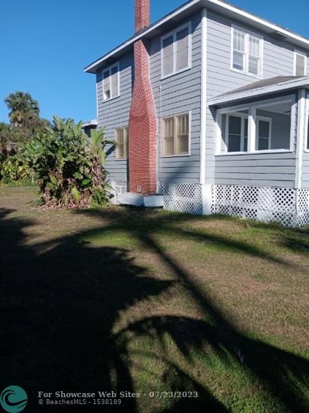 3351 Bacom Point Rd