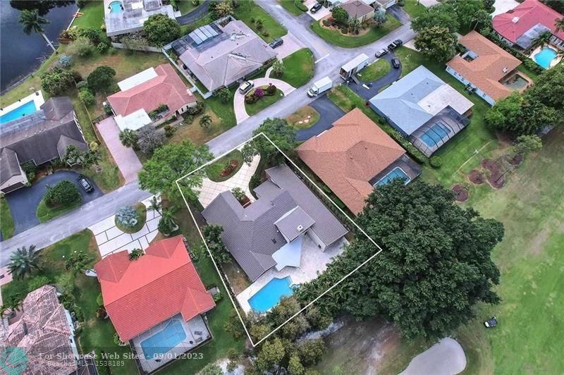 South Florida Home Search 5 8881 N Lake Dasha Dr