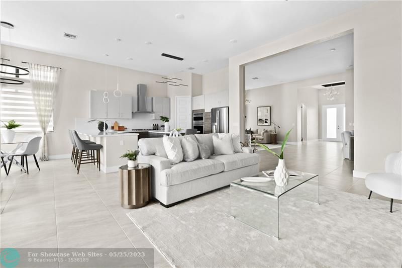 10663 N Lago Vista Cir