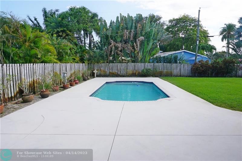 South Florida Home Search 3 432 NW 24th St