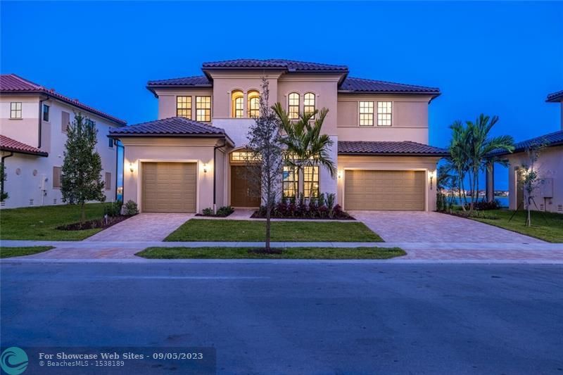 8870 W Parkland Bay Trl