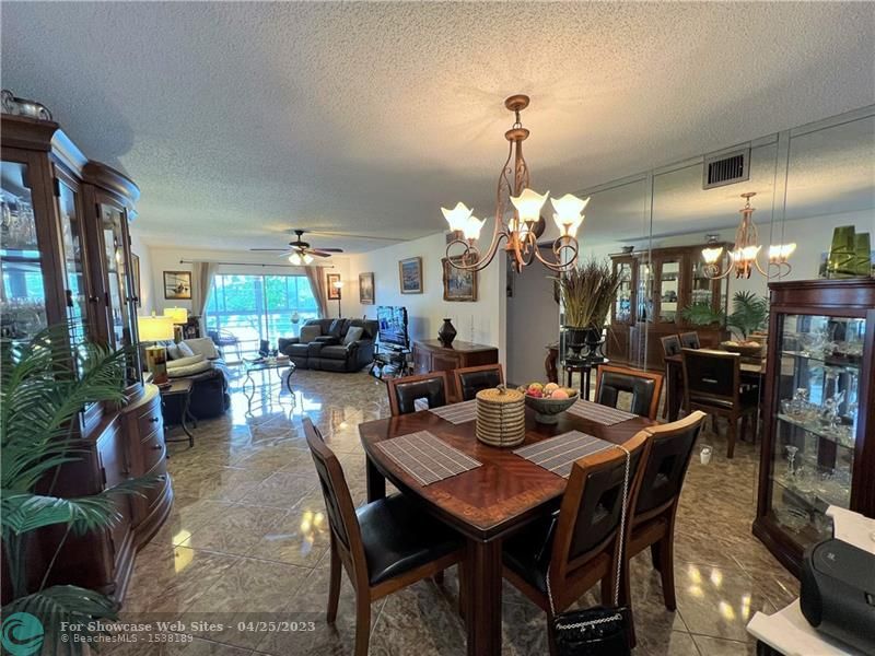 2903 Victoria Circle