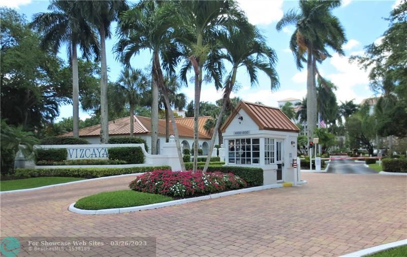 4128 W Palm Aire Dr