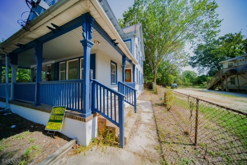 315 N 4th St