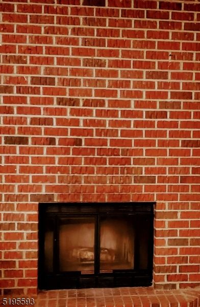 12 Veros Ln