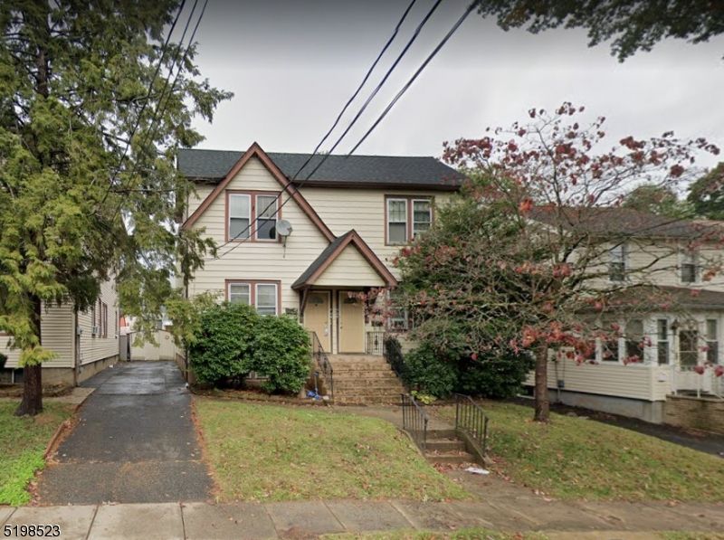 293 Waite Ave