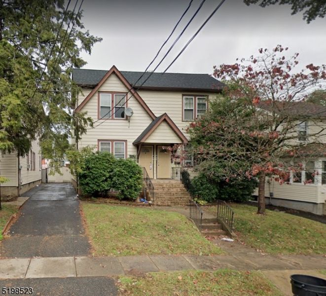293 Waite Ave