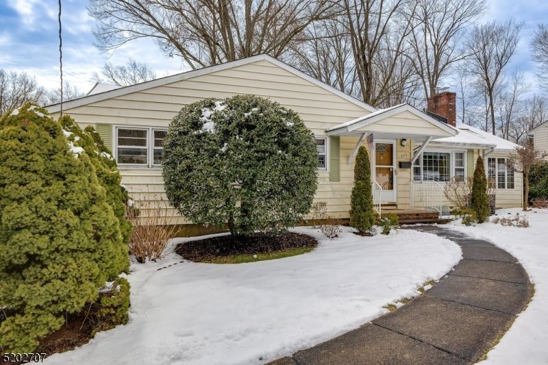 275 Pembrook Rd