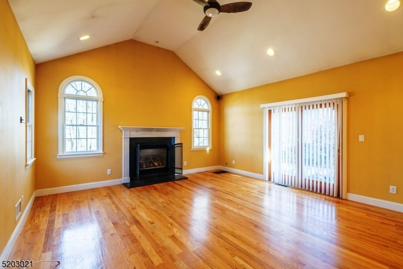 12 Arverne Rd