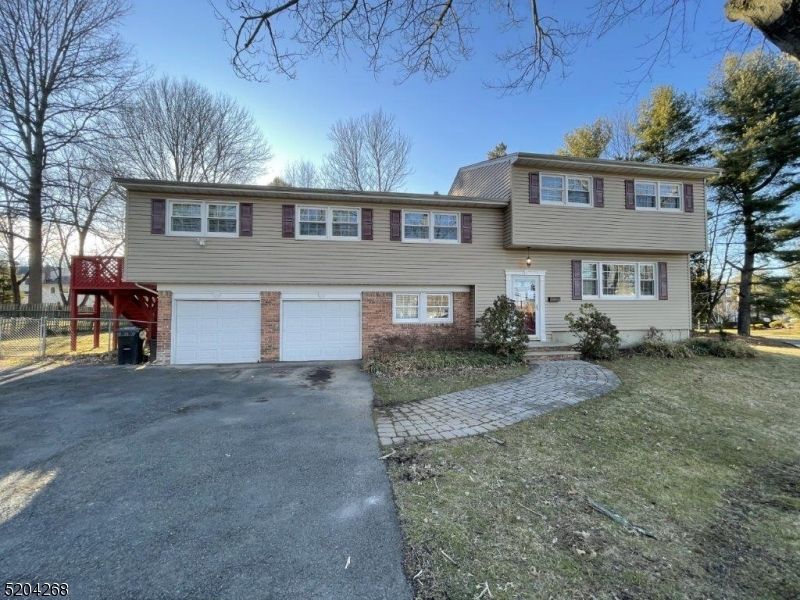 379 Snyder Ave