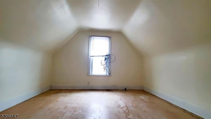 271 Union St