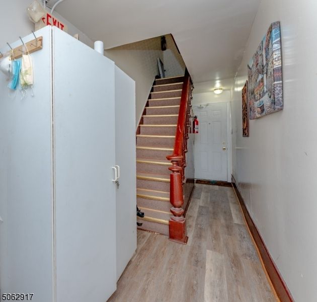 75 Giles Ave