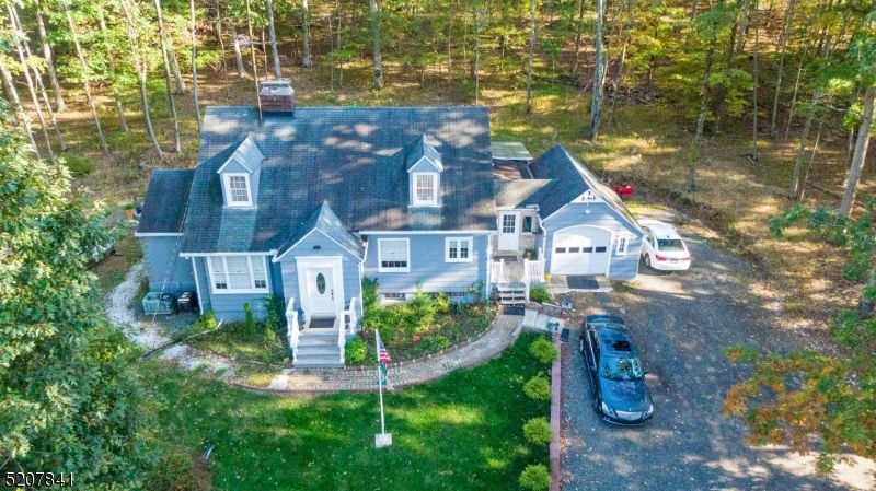 40 Oakwood Rd