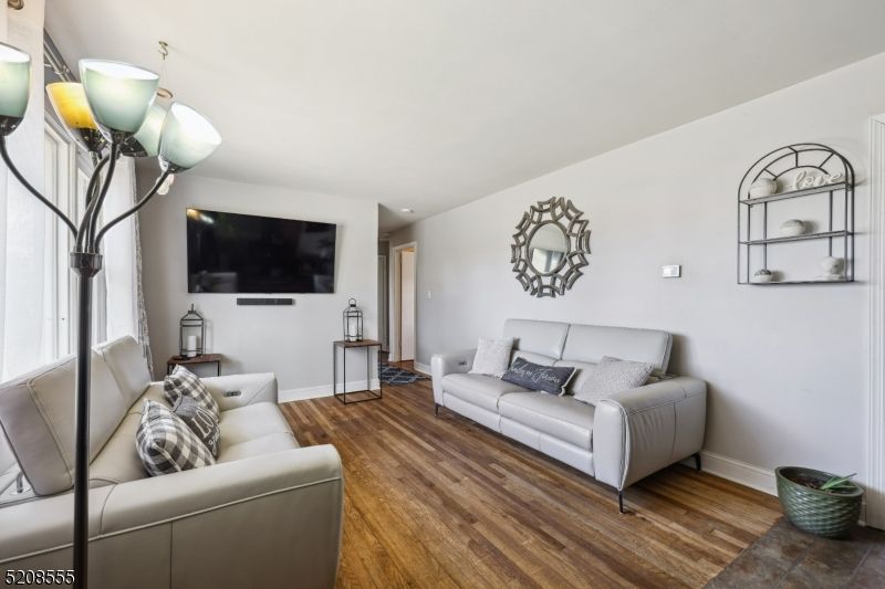 2511 Audubon Ave