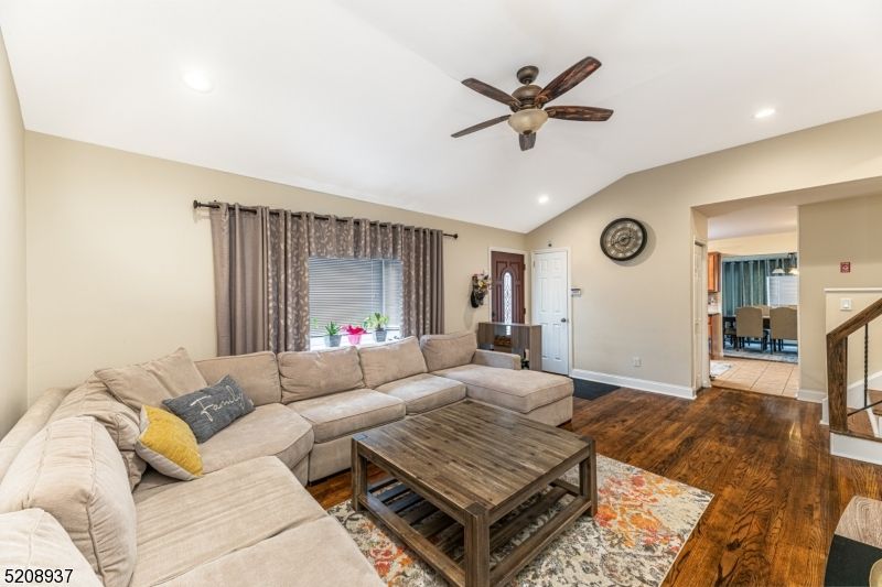 34 Seminole Ave