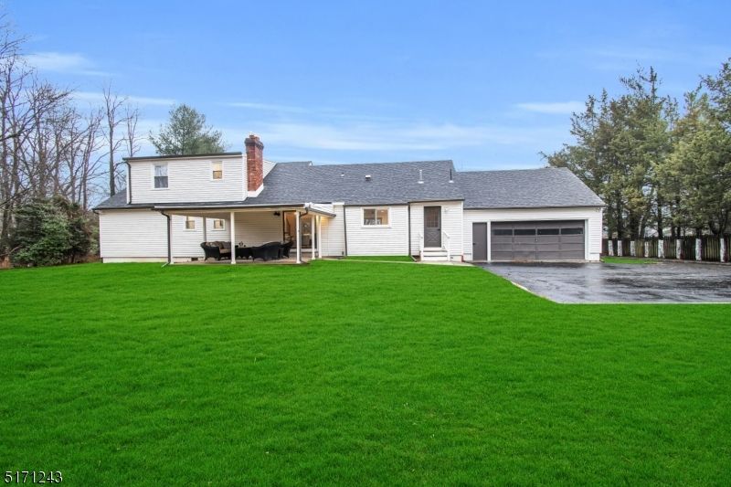 1761 Raritan Rd