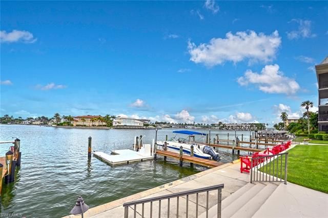 3200 Gulf Shore Blvd N