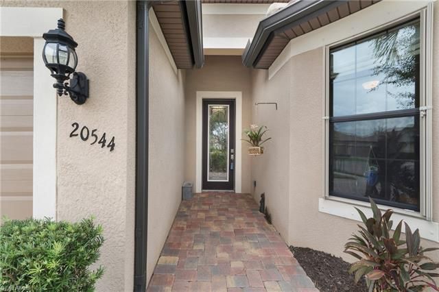 20544 Black Tree Ln