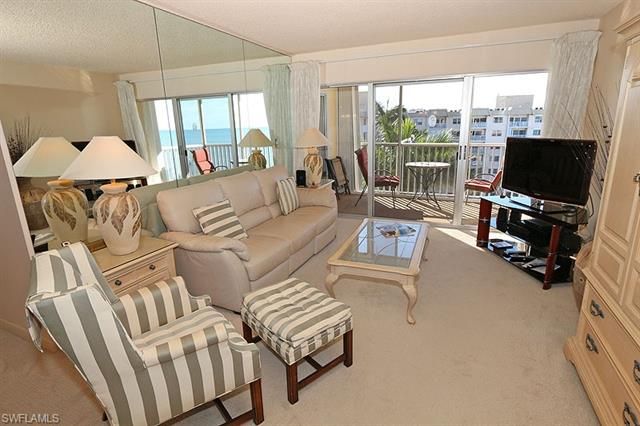 3443 Gulf Shore Blvd N