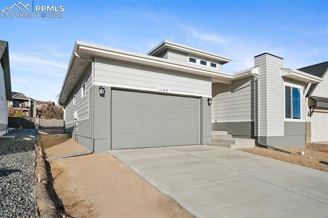 1142 Charismatic Way