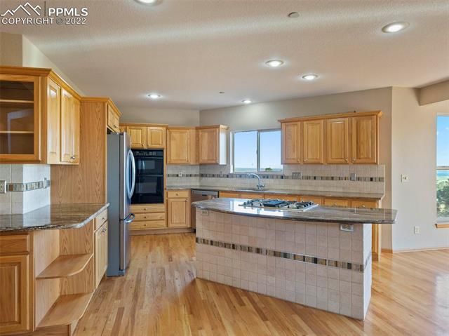 6285 Colfax Terrace