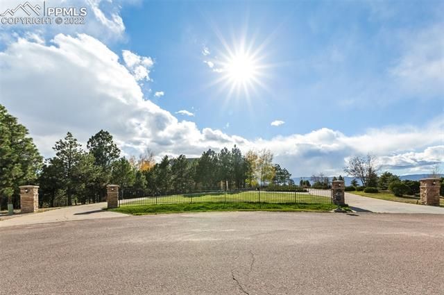 1245 Scarsbrook Court