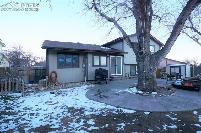 3180 W Westcliff Drive
