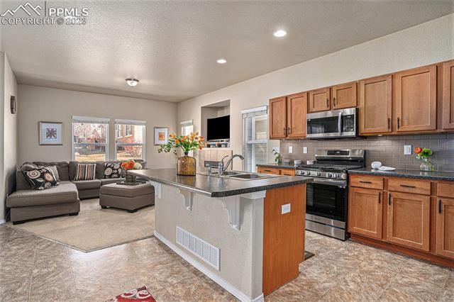 1652 Rustlers Roost Drive