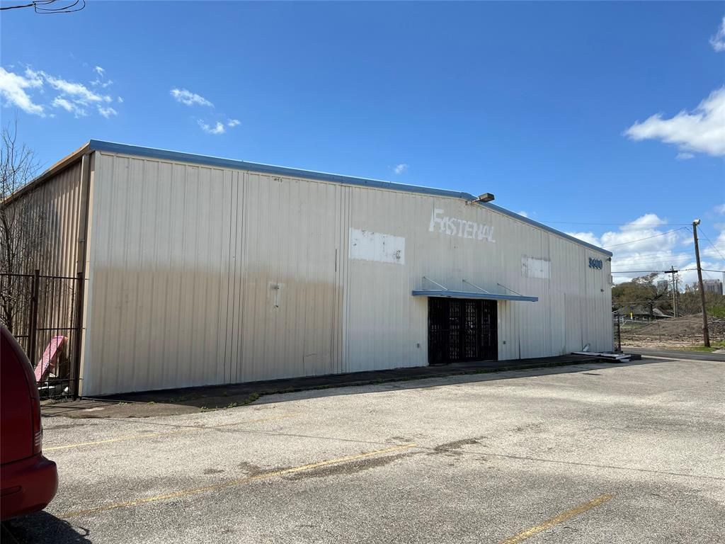 3600 Harrisburg Boulevard