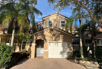 1185 Weeping Willow Way Hollywood FL 33019