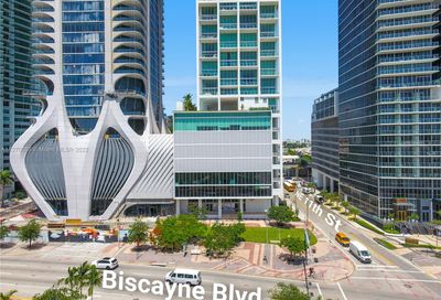 1040 Biscayne Blvd Miami FL 33132